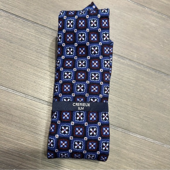 Cremieux Slim Tie - Picture 8 of 9